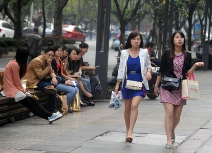 00后代孕流产女孩发声